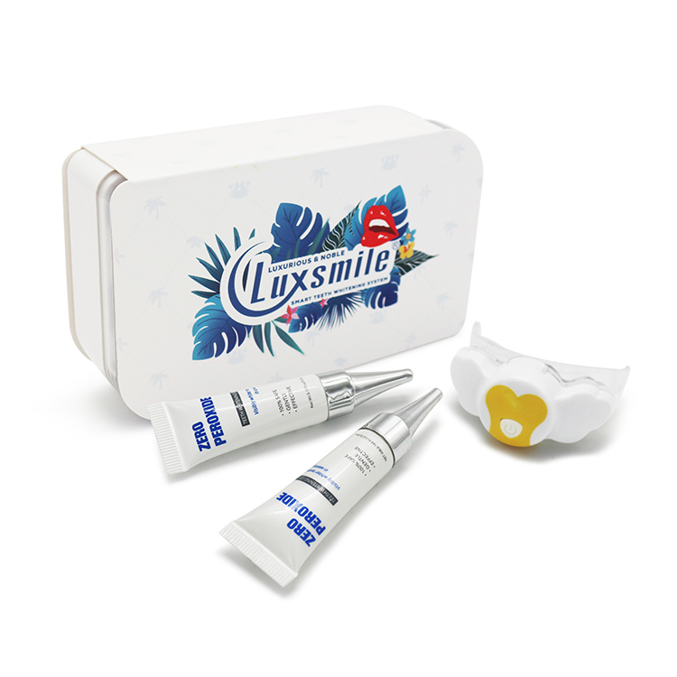 Kit de blanchiment des dents à domicile pour M. Brown