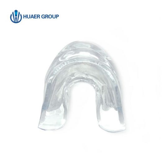 Plateau buccal en silicone double avec gel de blanchiment des dents